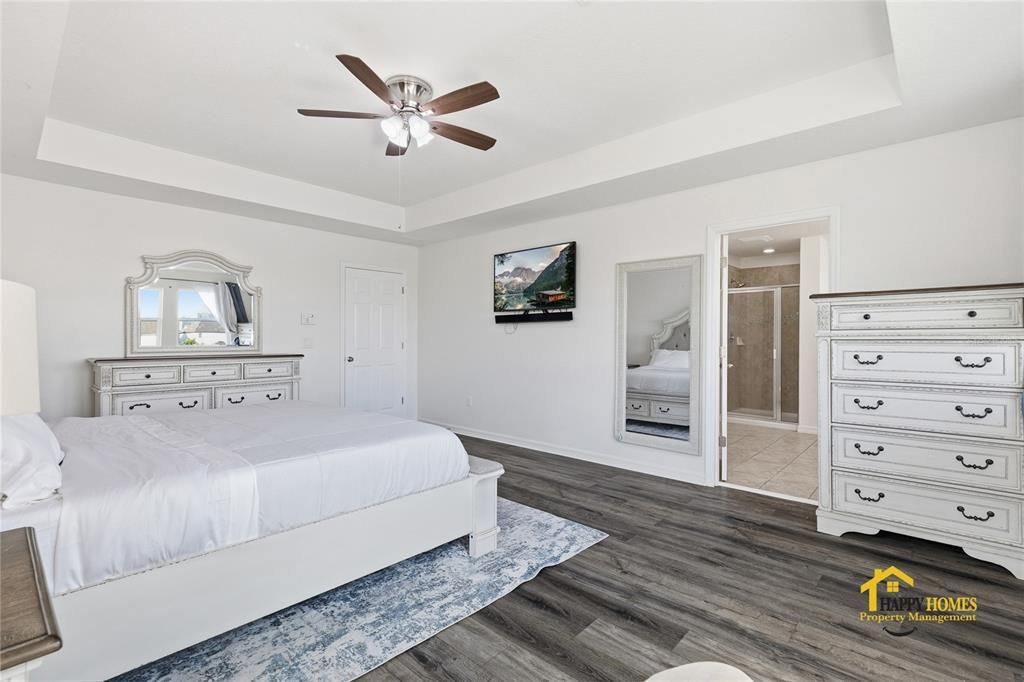 В аренду: $4,900 (4 спален, 2 ванн, 3467 Квадратных фут)