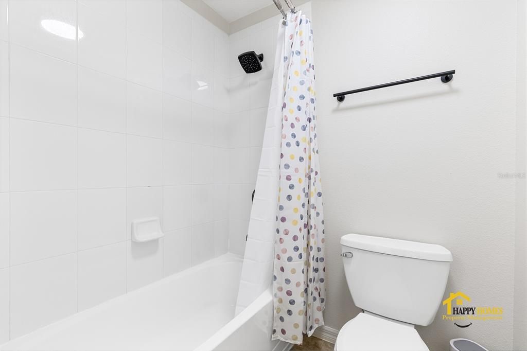 В аренду: $4,900 (4 спален, 2 ванн, 3467 Квадратных фут)