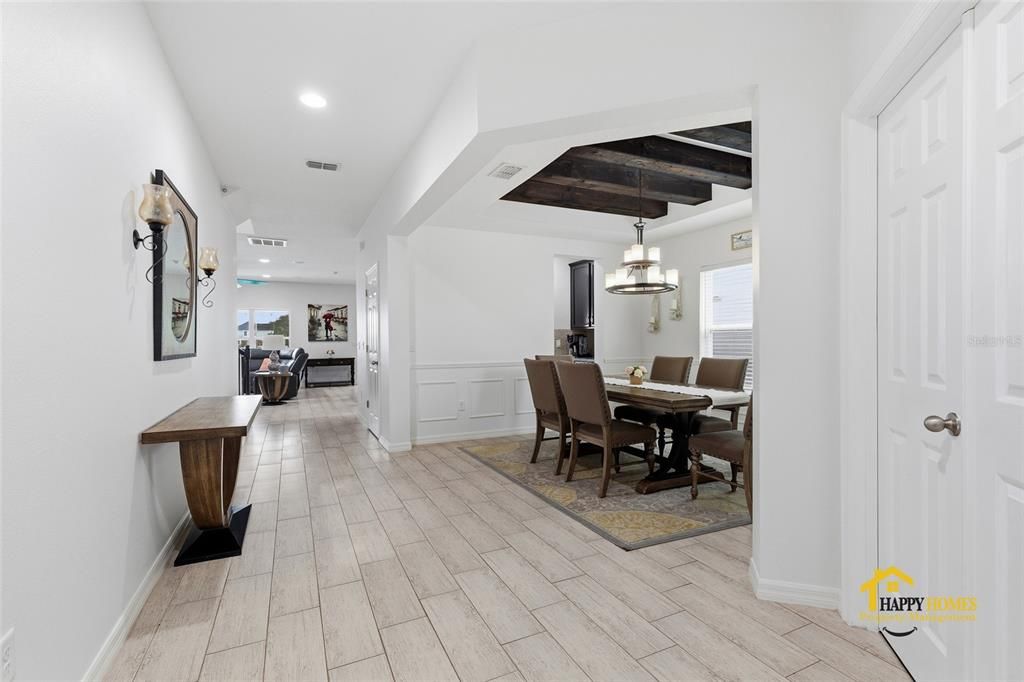 В аренду: $4,900 (4 спален, 2 ванн, 3467 Квадратных фут)