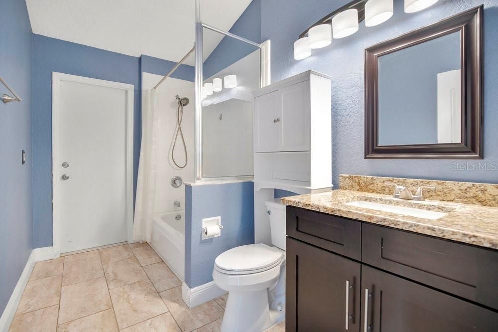 For Sale: $500,000 (4 beds, 3 baths, 2346 Square Feet)