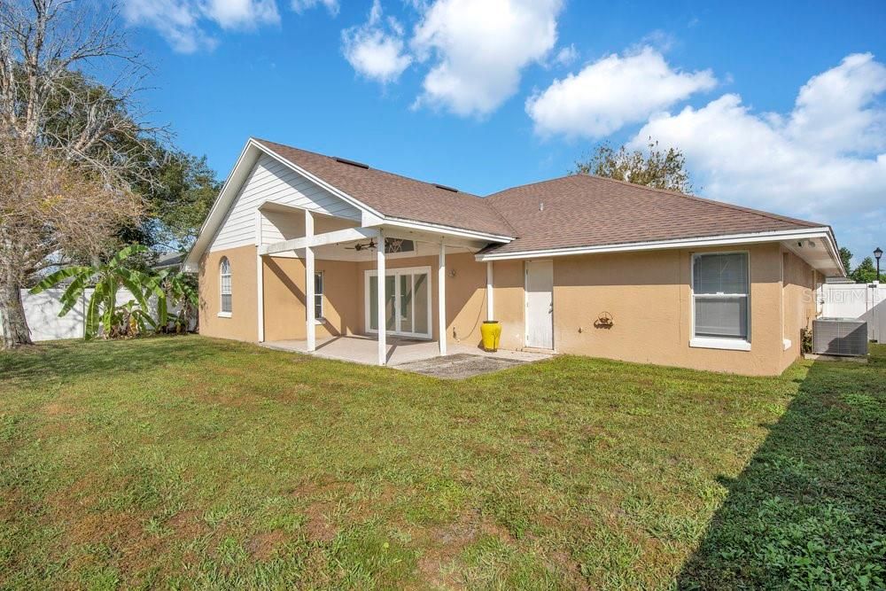 For Sale: $500,000 (4 beds, 3 baths, 2346 Square Feet)