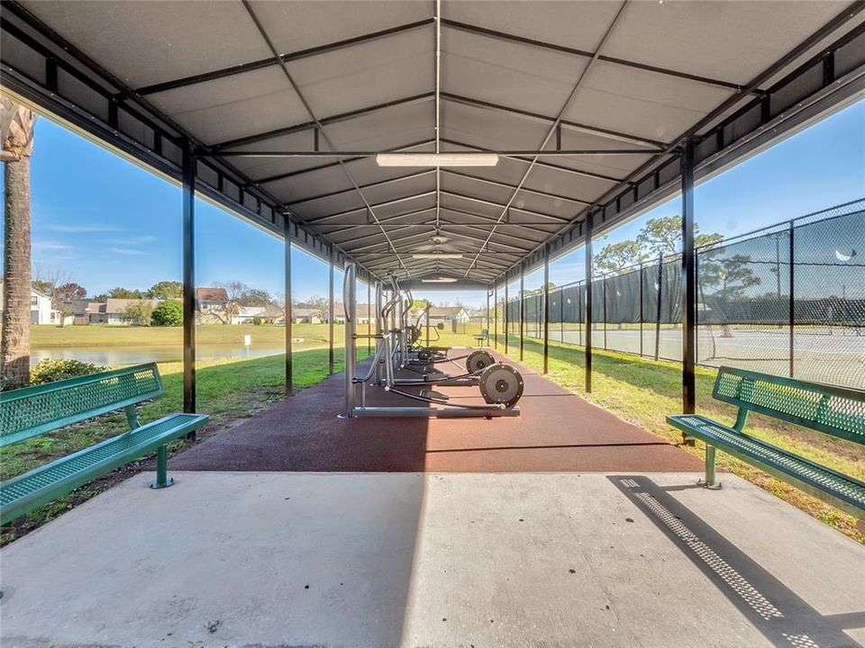 For Sale: $500,000 (4 beds, 3 baths, 2346 Square Feet)