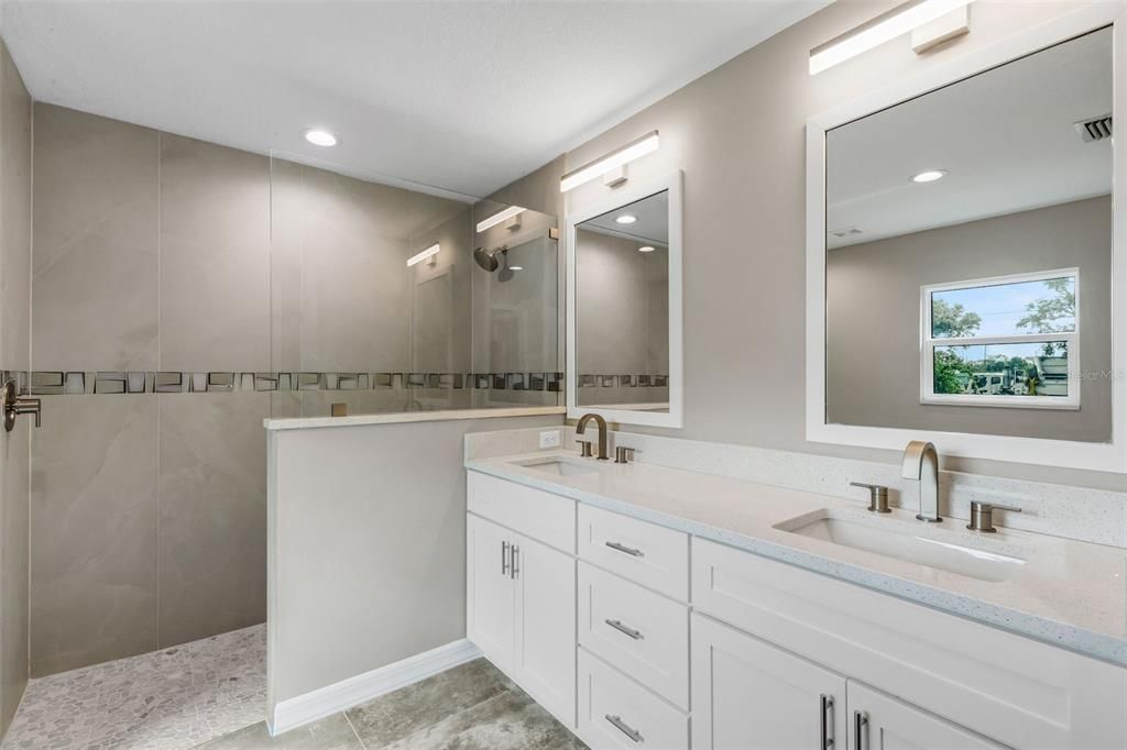 待售: $439,900 (3 贝兹, 2 浴室, 1550 平方英尺)