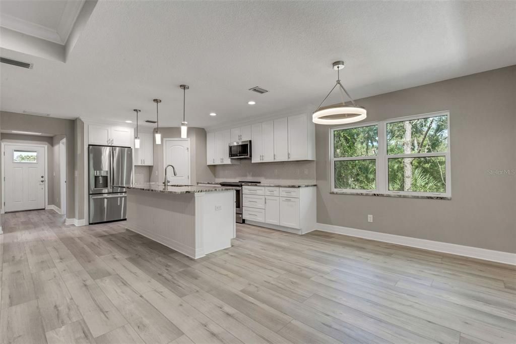 待售: $439,900 (3 贝兹, 2 浴室, 1550 平方英尺)