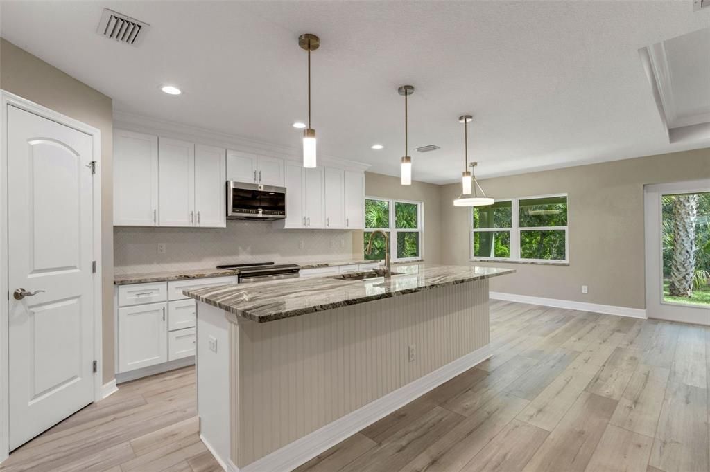 待售: $439,900 (3 贝兹, 2 浴室, 1550 平方英尺)