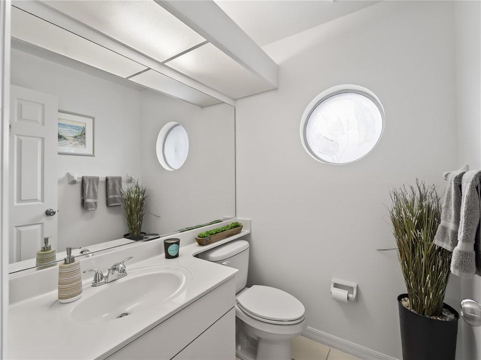 Active With Contract: $569,000 (3 beds, 2 baths, 2359 Square Feet)