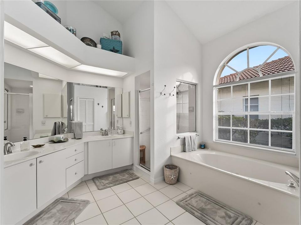 Active With Contract: $569,000 (3 beds, 2 baths, 2359 Square Feet)