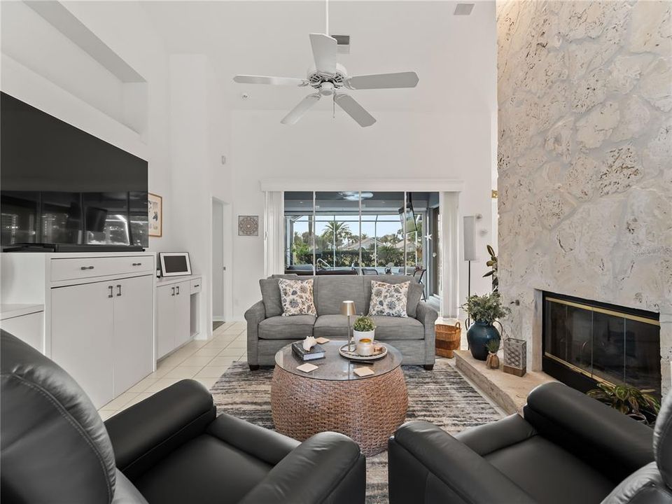 Active With Contract: $569,000 (3 beds, 2 baths, 2359 Square Feet)