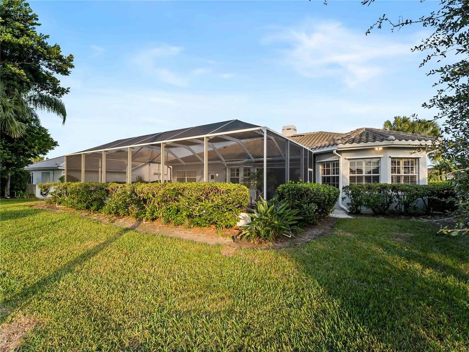 Active With Contract: $569,000 (3 beds, 2 baths, 2359 Square Feet)