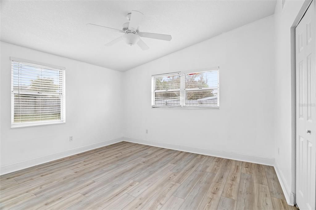 待售: $265,000 (3 贝兹, 2 浴室, 1264 平方英尺)