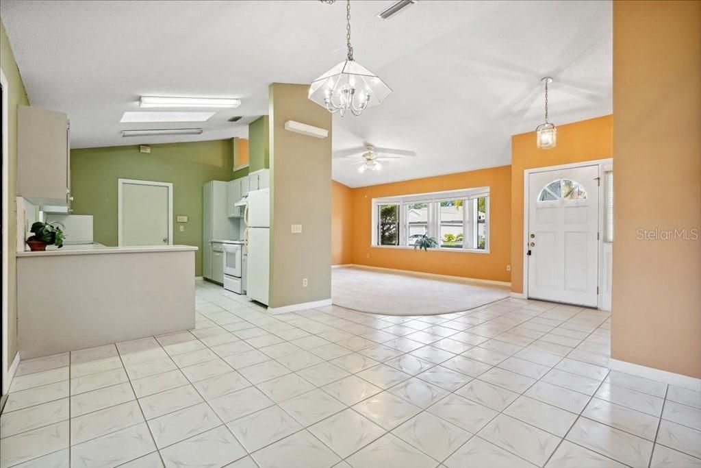 For Sale: $349,000 (3 beds, 2 baths, 1773 Square Feet)