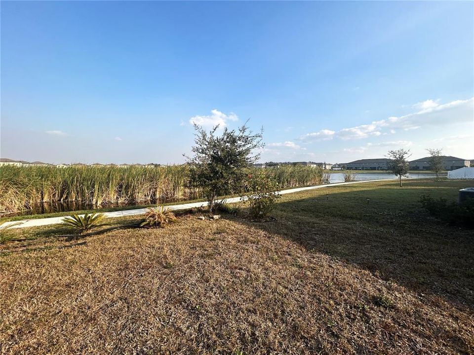 For Rent: $2,045 (4 beds, 2 baths, 1914 Square Feet)