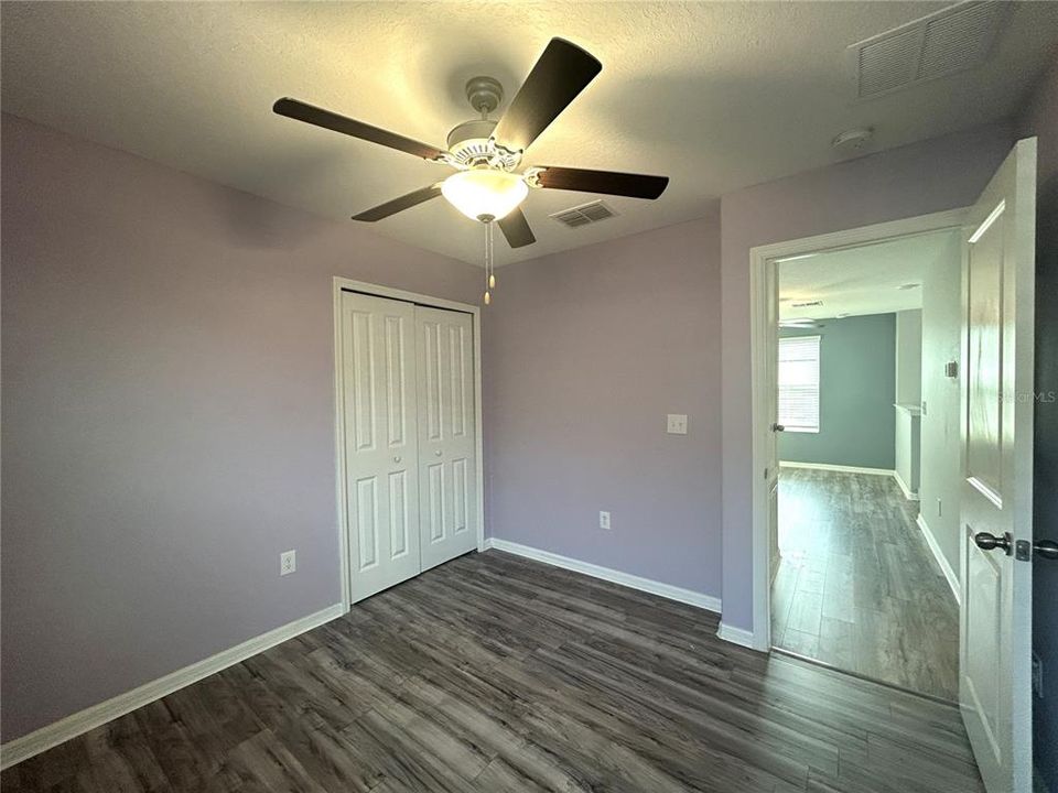 For Rent: $2,045 (4 beds, 2 baths, 1914 Square Feet)