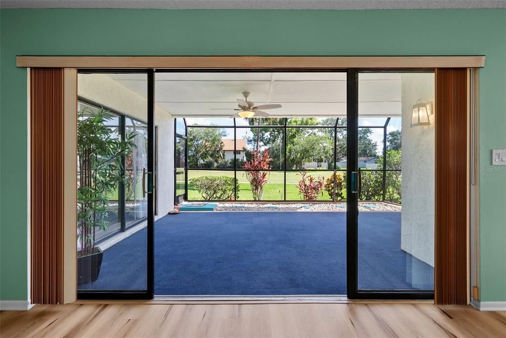 На продажу: $239,000 (2 спален, 2 ванн, 1224 Квадратных фут)