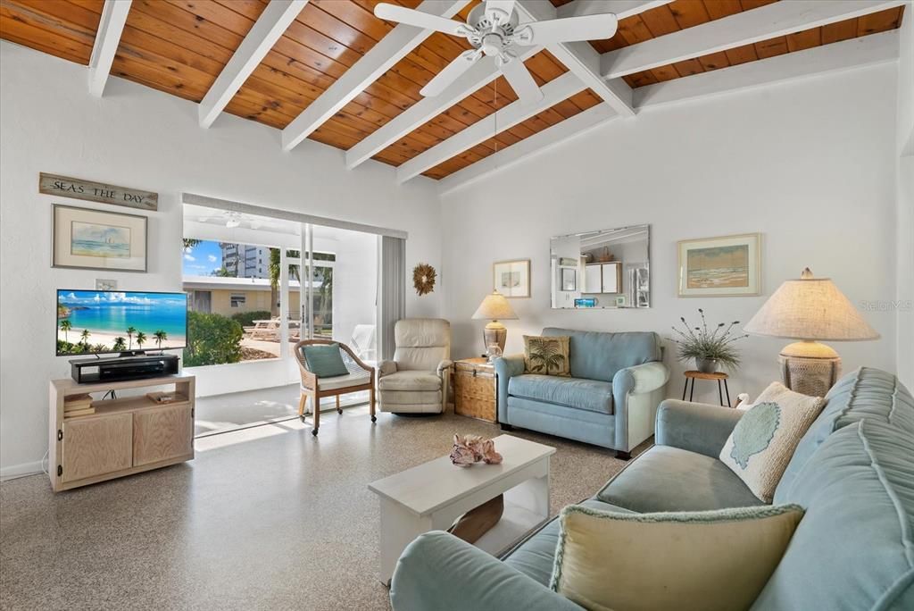 На продажу: $485,000 (1 спален, 1 ванн, 600 Квадратных фут)