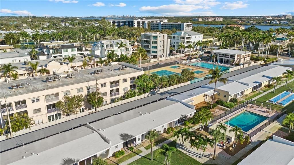 На продажу: $485,000 (1 спален, 1 ванн, 600 Квадратных фут)