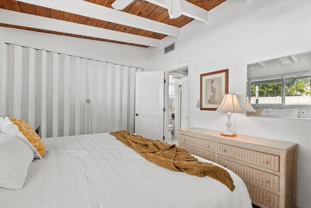 На продажу: $485,000 (1 спален, 1 ванн, 600 Квадратных фут)