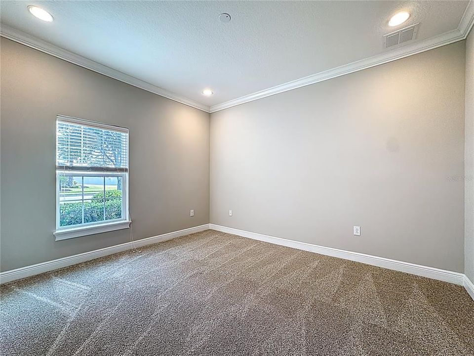 En Venta: $569,000 (4 camas, 2 baños, 2416 Pies cuadrados)