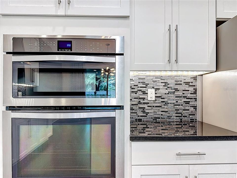 En Venta: $569,000 (4 camas, 2 baños, 2416 Pies cuadrados)