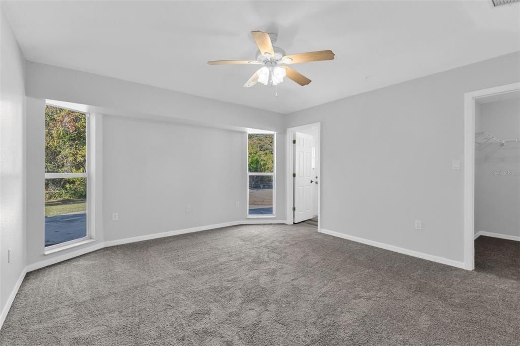 待售: $284,900 (3 贝兹, 2 浴室, 1554 平方英尺)