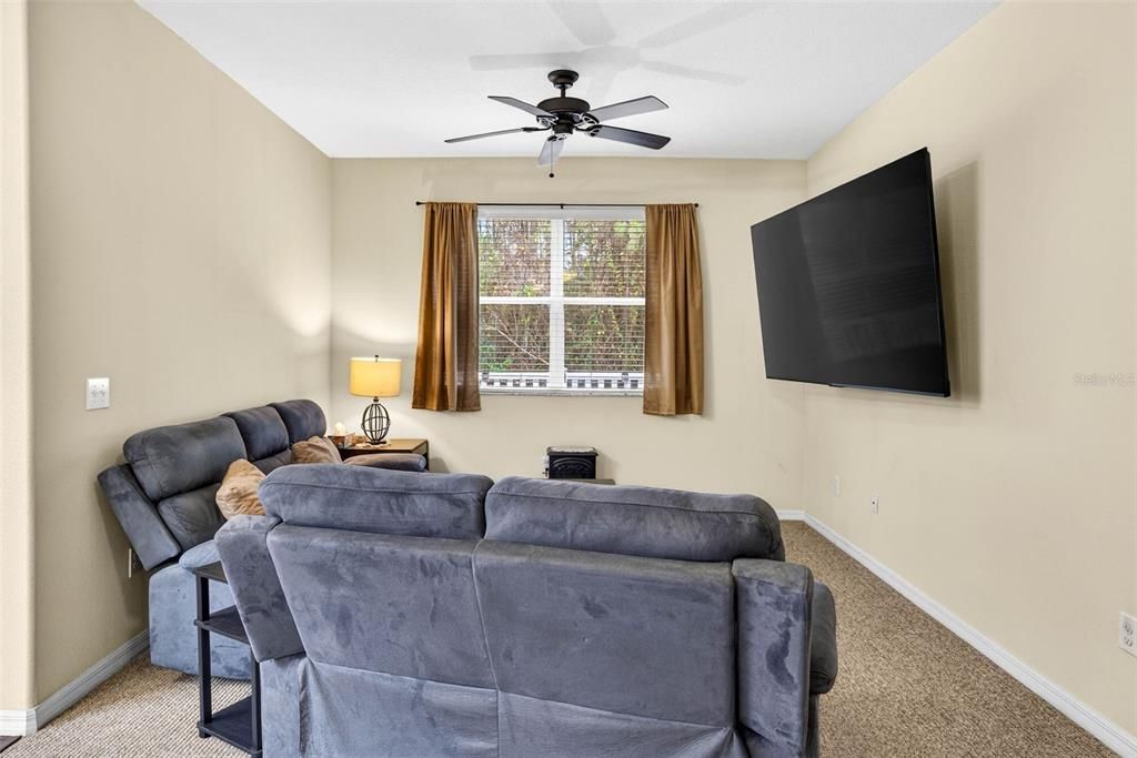 For Sale: $280,000 (3 beds, 2 baths, 1787 Square Feet)