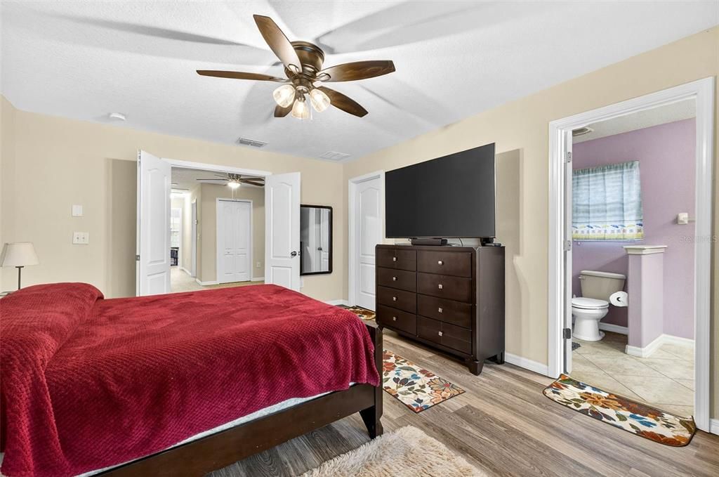 For Sale: $280,000 (3 beds, 2 baths, 1787 Square Feet)