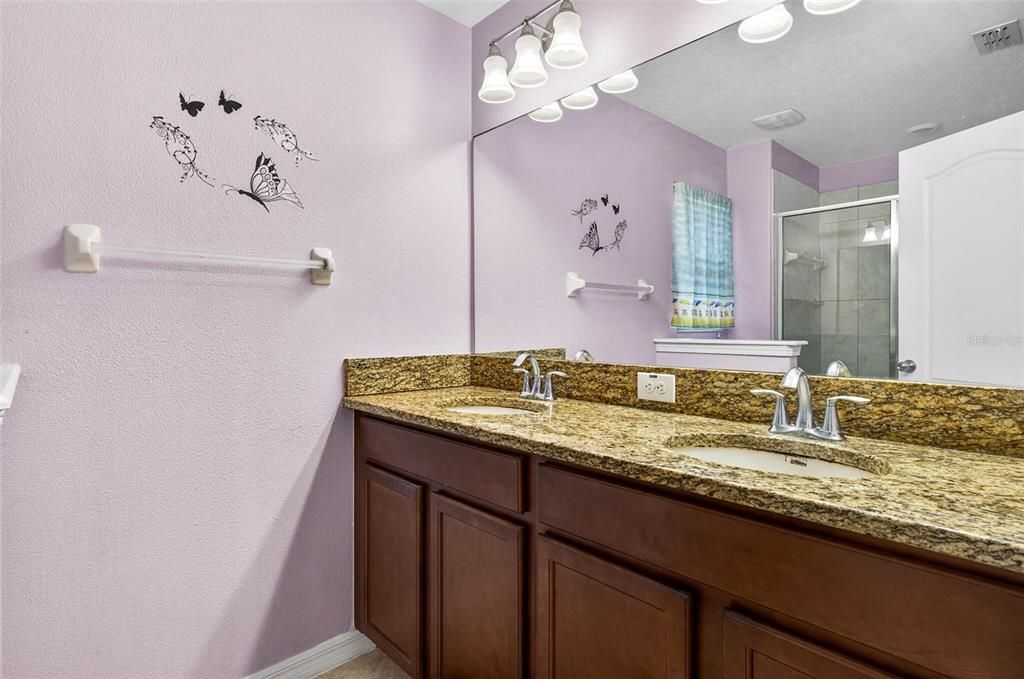 For Sale: $280,000 (3 beds, 2 baths, 1787 Square Feet)