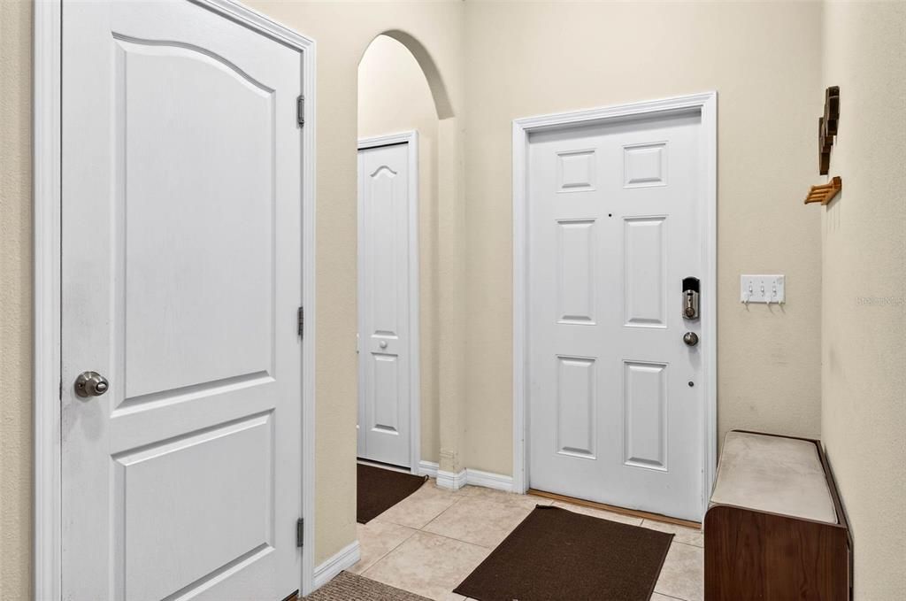 For Sale: $280,000 (3 beds, 2 baths, 1787 Square Feet)