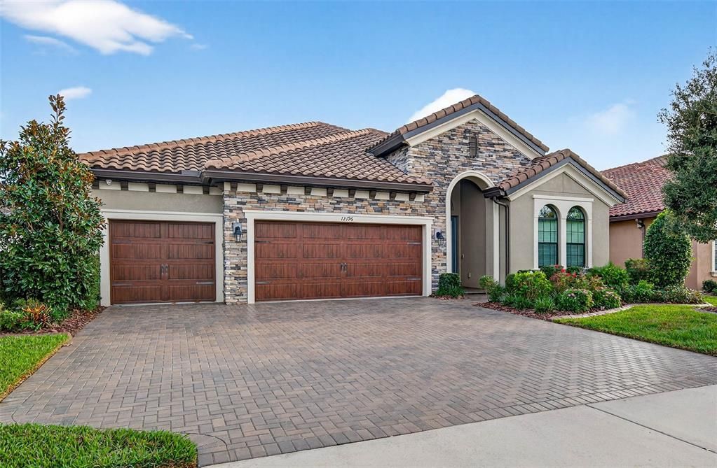 На продажу: $1,050,000 (4 спален, 3 ванн, 2824 Квадратных фут)