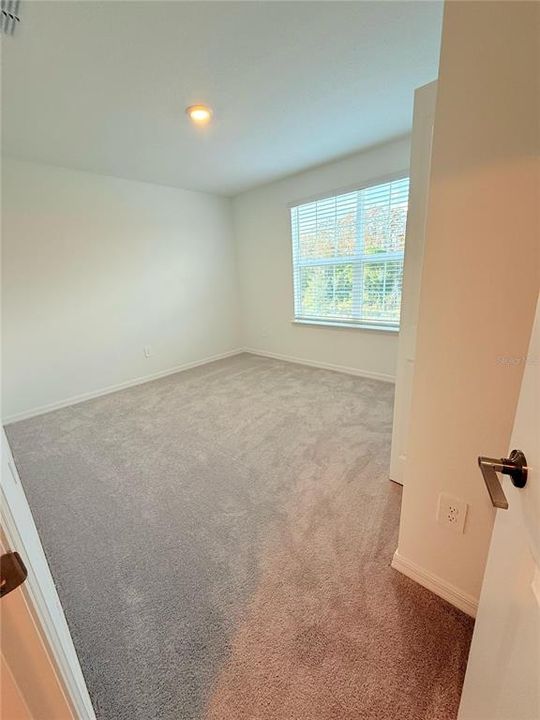 En Renta: $2,950 (5 camas, 2 baños, 2215 Pies cuadrados)