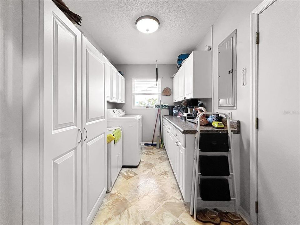 En Venta: $282,000 (2 camas, 2 baños, 1516 Pies cuadrados)