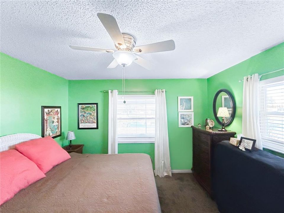 En Venta: $282,000 (2 camas, 2 baños, 1516 Pies cuadrados)