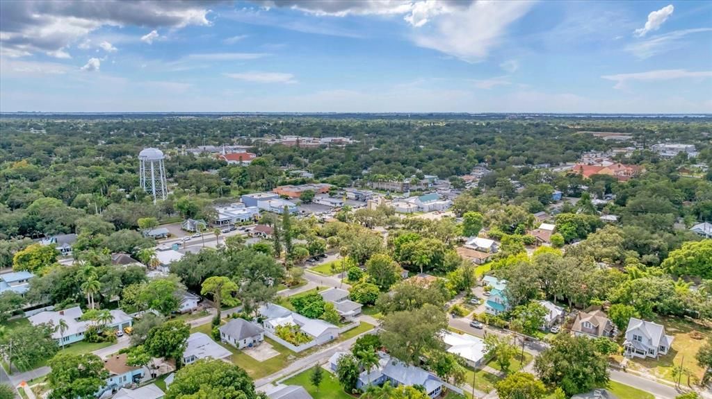 待售: $565,000 (4 贝兹, 2 浴室, 1770 平方英尺)