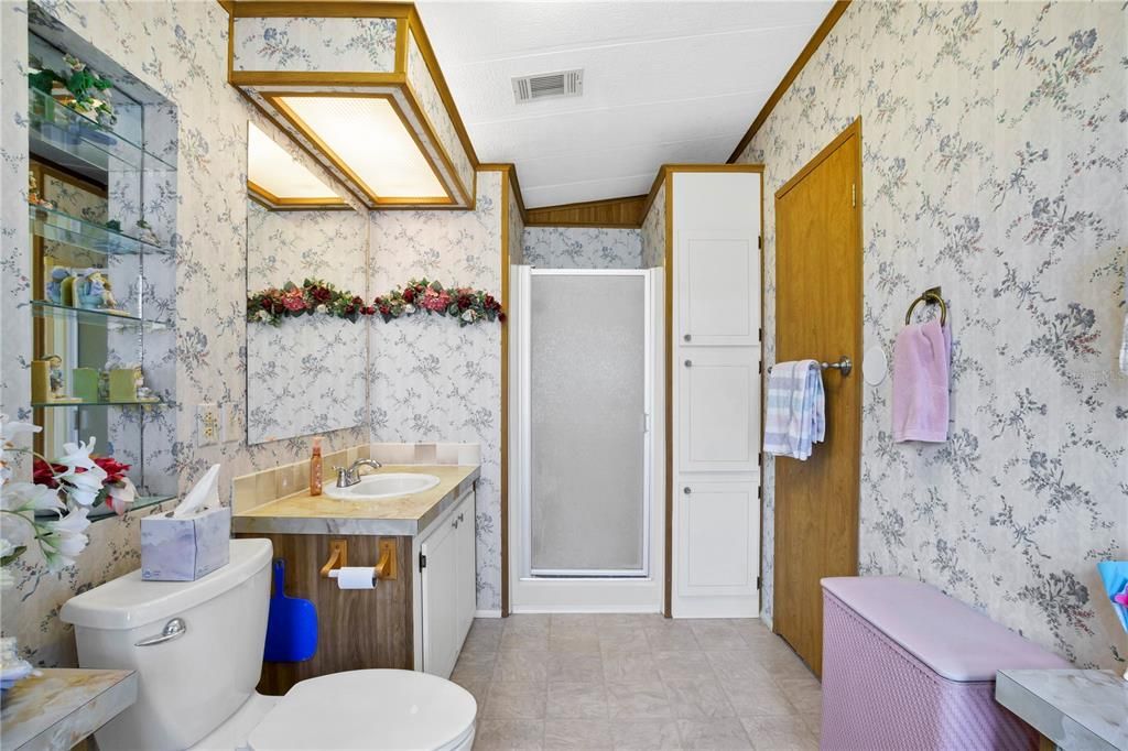 En Venta: $185,000 (2 camas, 2 baños, 1456 Pies cuadrados)