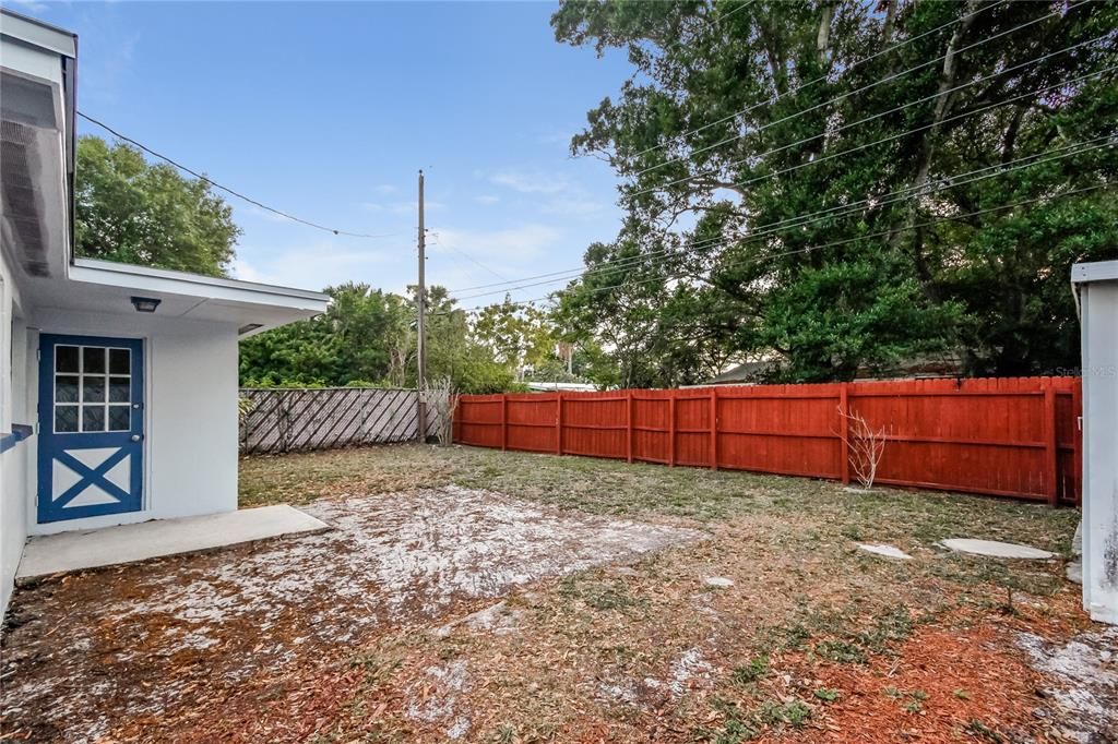 For Rent: $2,496 (4 beds, 2 baths, 1474 Square Feet)