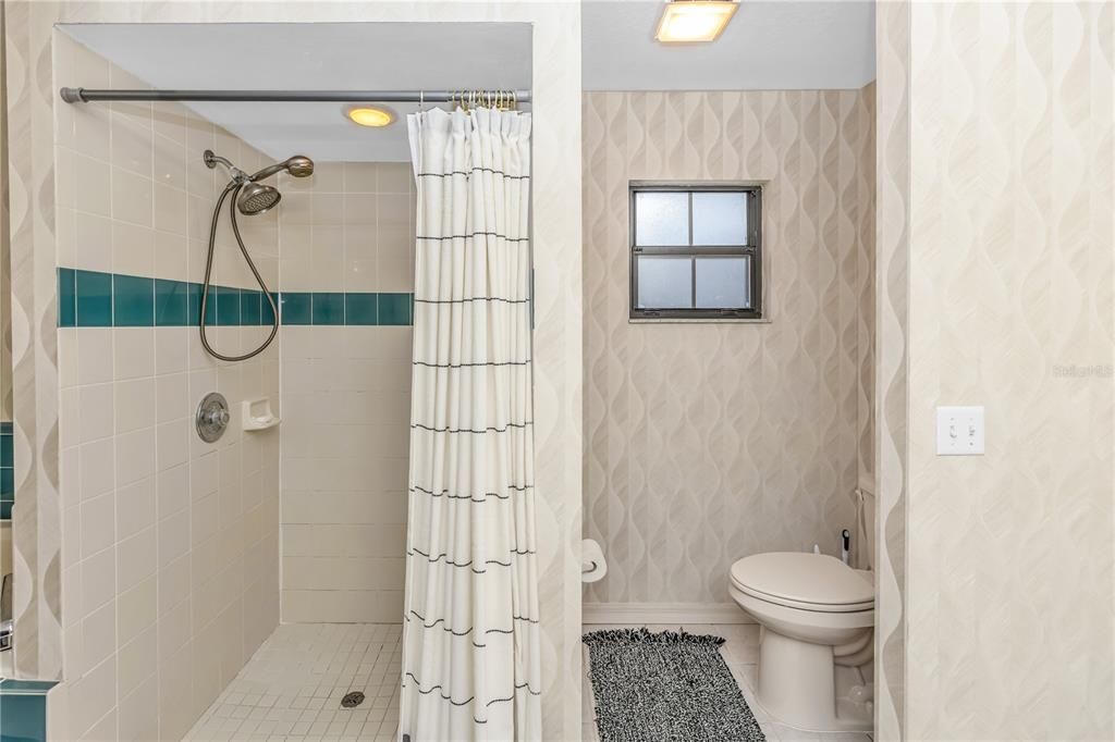 待售: $689,999 (3 贝兹, 2 浴室, 2096 平方英尺)