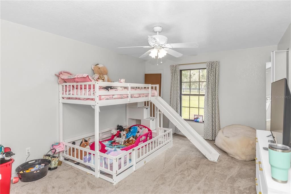 待售: $689,999 (3 贝兹, 2 浴室, 2096 平方英尺)