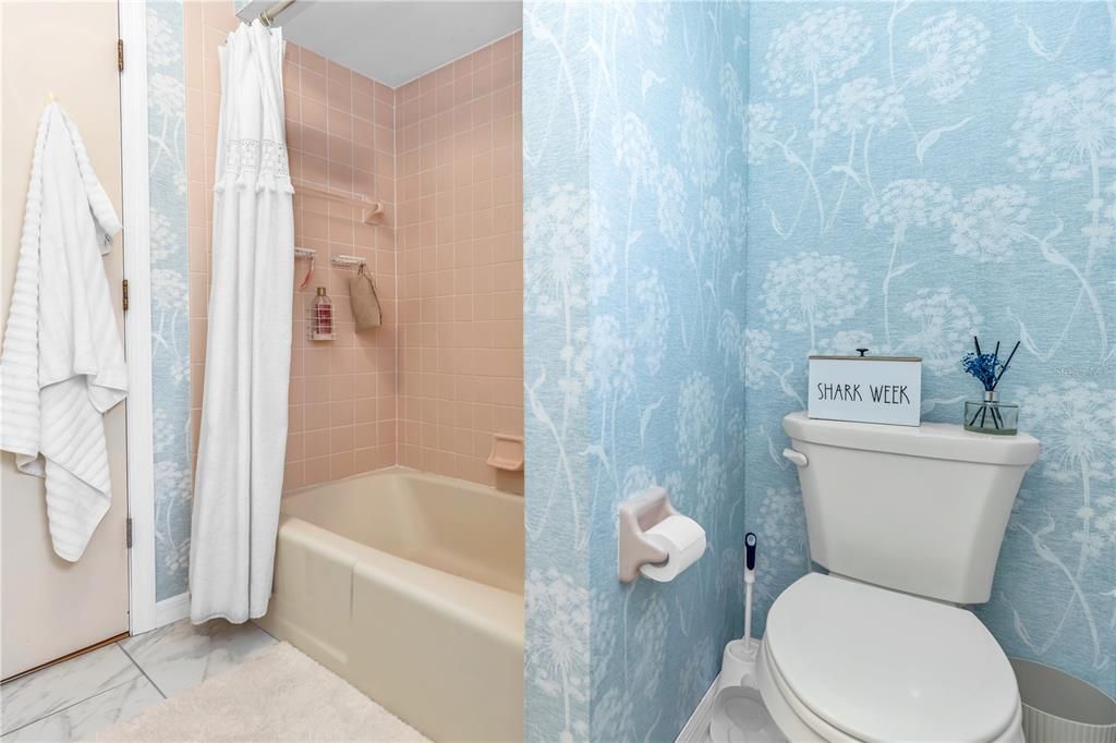 待售: $689,999 (3 贝兹, 2 浴室, 2096 平方英尺)