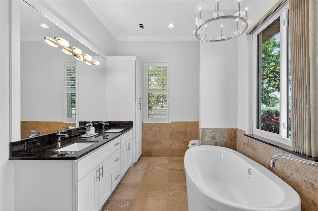 待售: $1,299,000 (4 贝兹, 3 浴室, 3098 平方英尺)