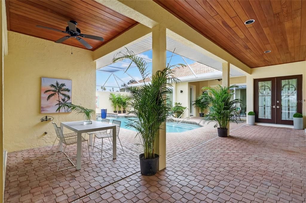 待售: $1,299,000 (4 贝兹, 3 浴室, 3098 平方英尺)