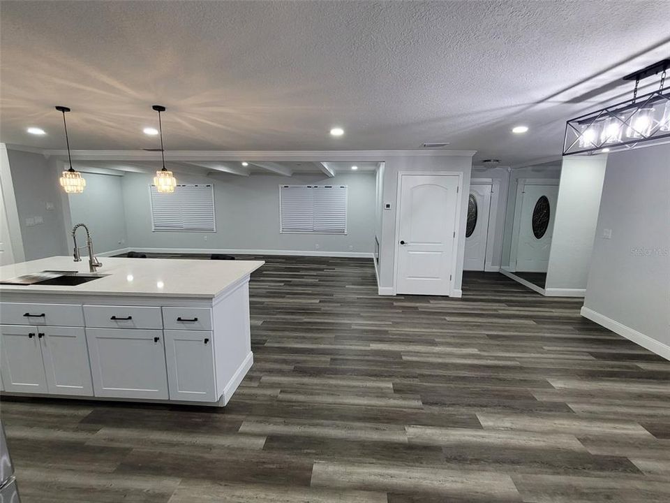 На продажу: $620,000 (5 спален, 3 ванн, 3463 Квадратных фут)