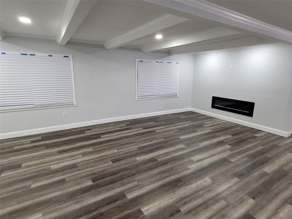 На продажу: $620,000 (5 спален, 3 ванн, 3463 Квадратных фут)