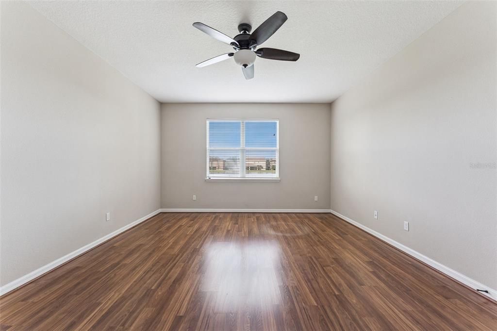 En Venta: $699,990 (6 camas, 4 baños, 4307 Pies cuadrados)