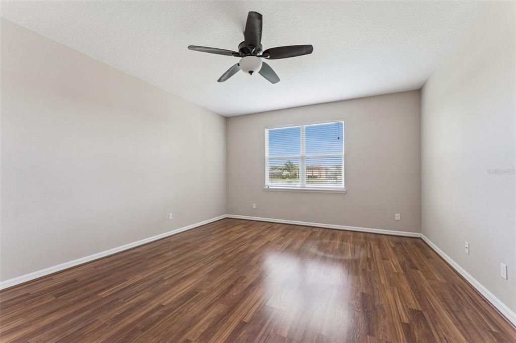 En Venta: $699,990 (6 camas, 4 baños, 4307 Pies cuadrados)