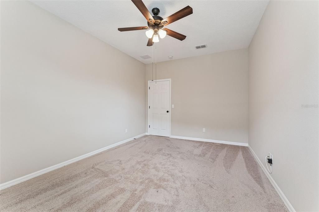 En Venta: $699,990 (6 camas, 4 baños, 4307 Pies cuadrados)