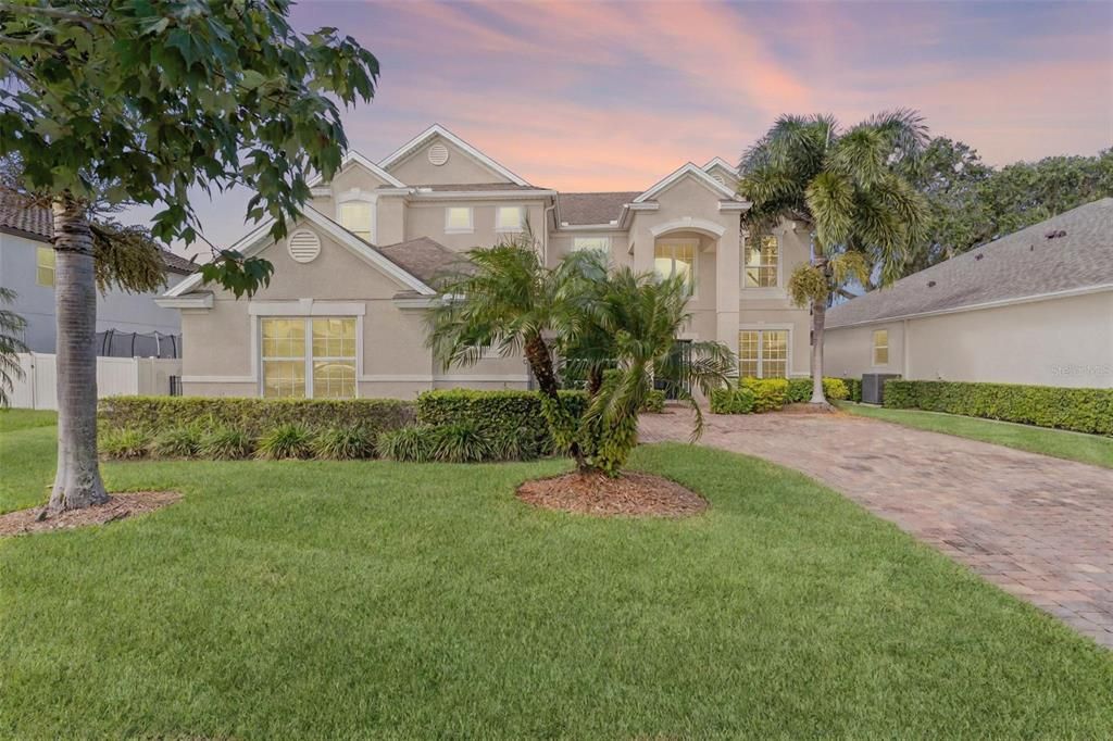 En Venta: $699,990 (6 camas, 4 baños, 4307 Pies cuadrados)