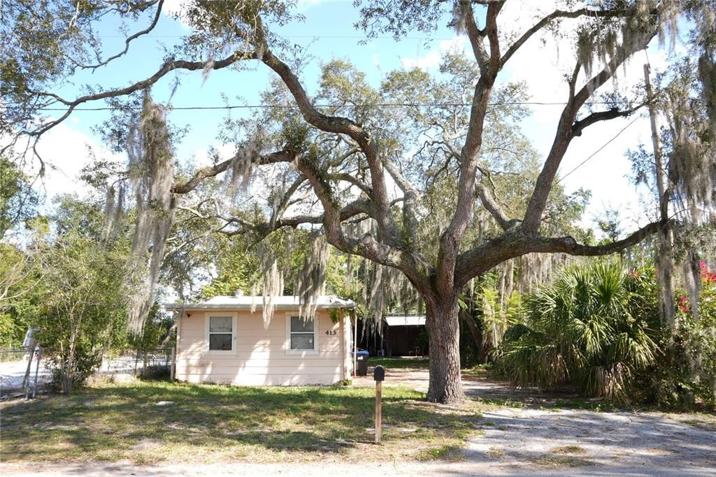 For Sale: $139,000 (2 beds, 1 baths, 920 Square Feet)