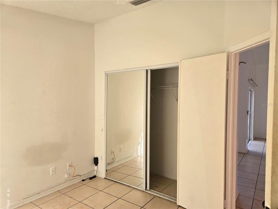 For Sale: $353,600 (3 beds, 2 baths, 1242 Square Feet)