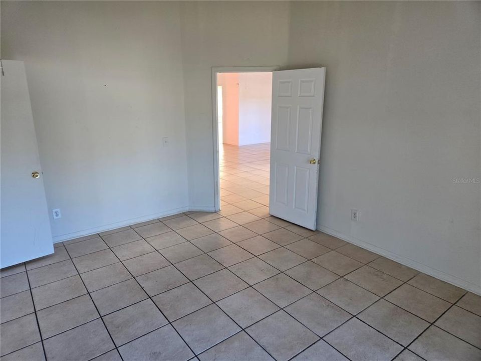 For Sale: $353,600 (3 beds, 2 baths, 1242 Square Feet)