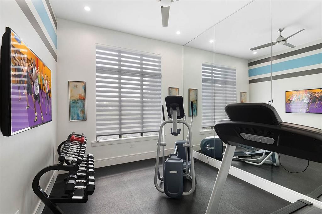 待售: $4,750,000 (9 贝兹, 9 浴室, 8151 平方英尺)